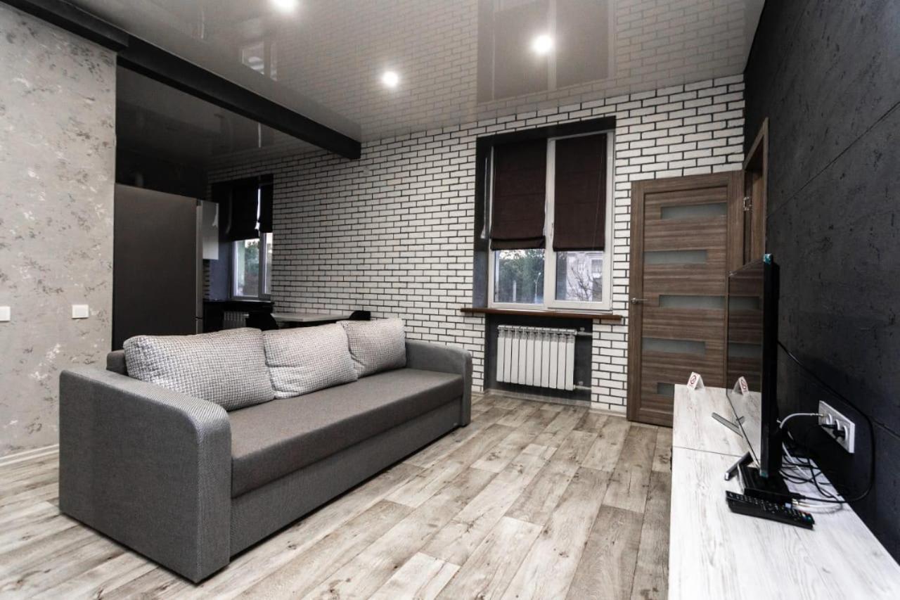 Loft Apartment On Svobody Каменское Экстерьер фото